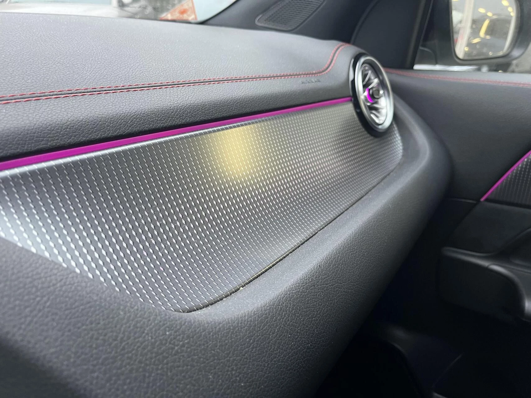 Hoofdafbeelding Mercedes-Benz EQA