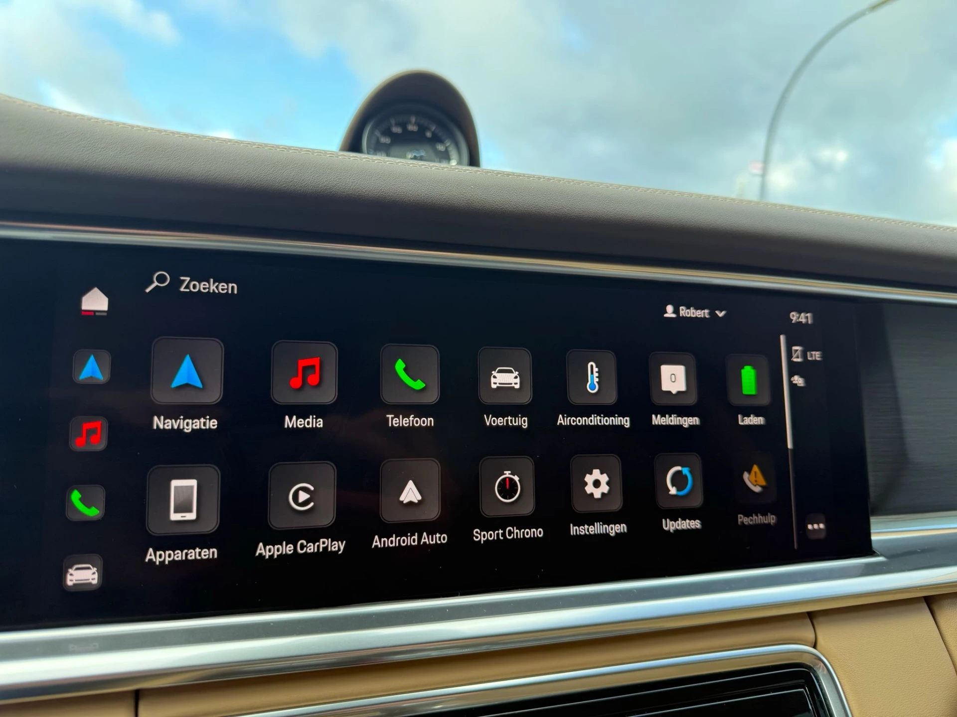 Hoofdafbeelding Porsche Panamera