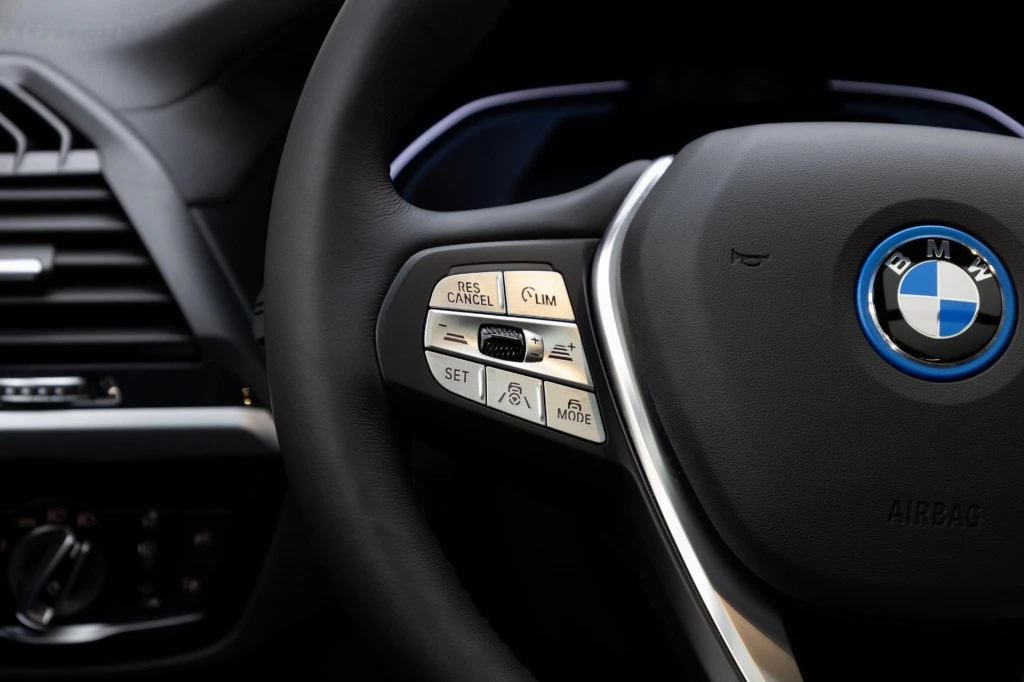 Hoofdafbeelding BMW iX3