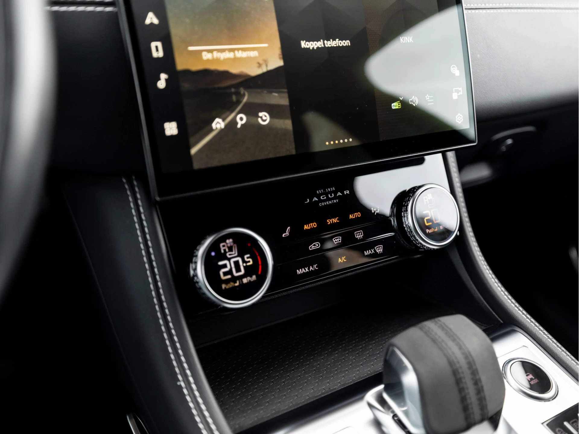 Hoofdafbeelding Jaguar F-PACE