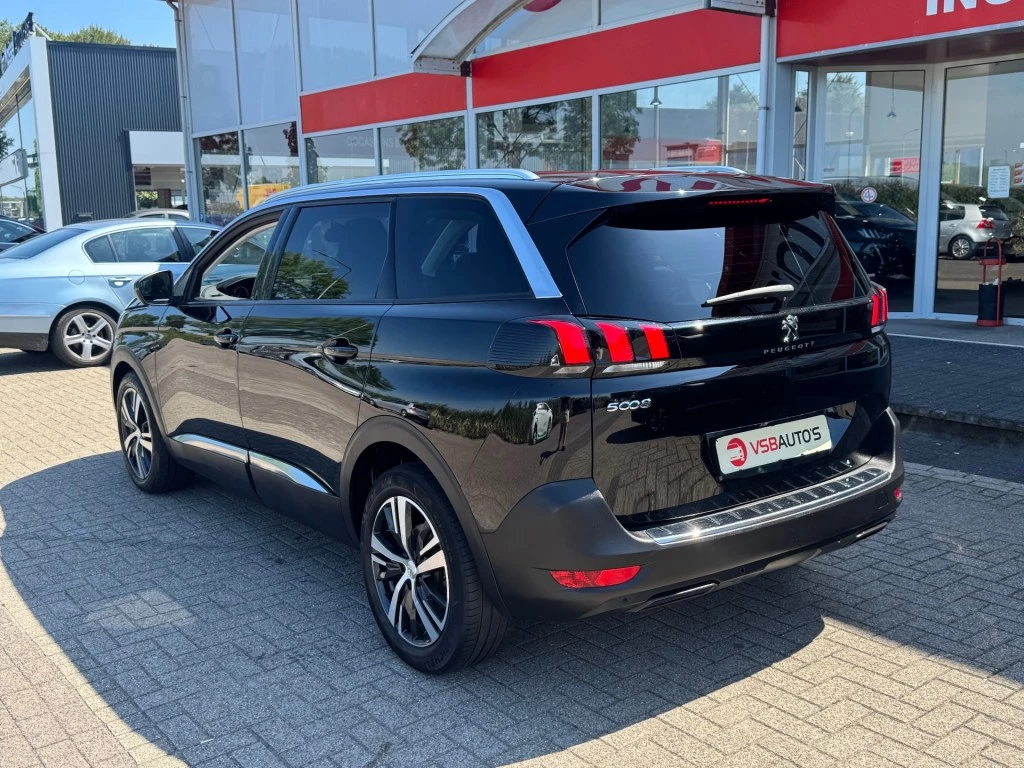 Hoofdafbeelding Peugeot 5008