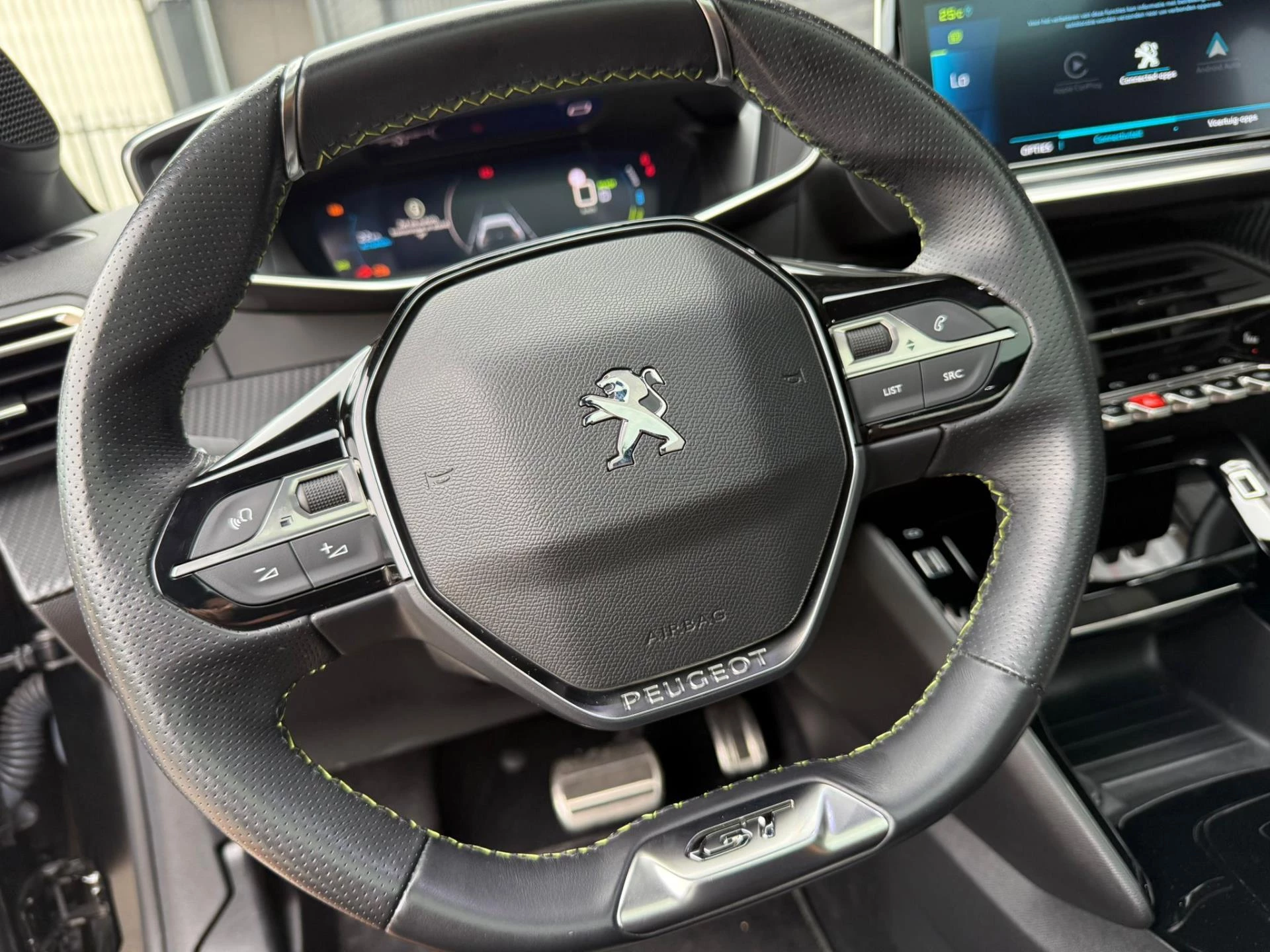 Hoofdafbeelding Peugeot e-208