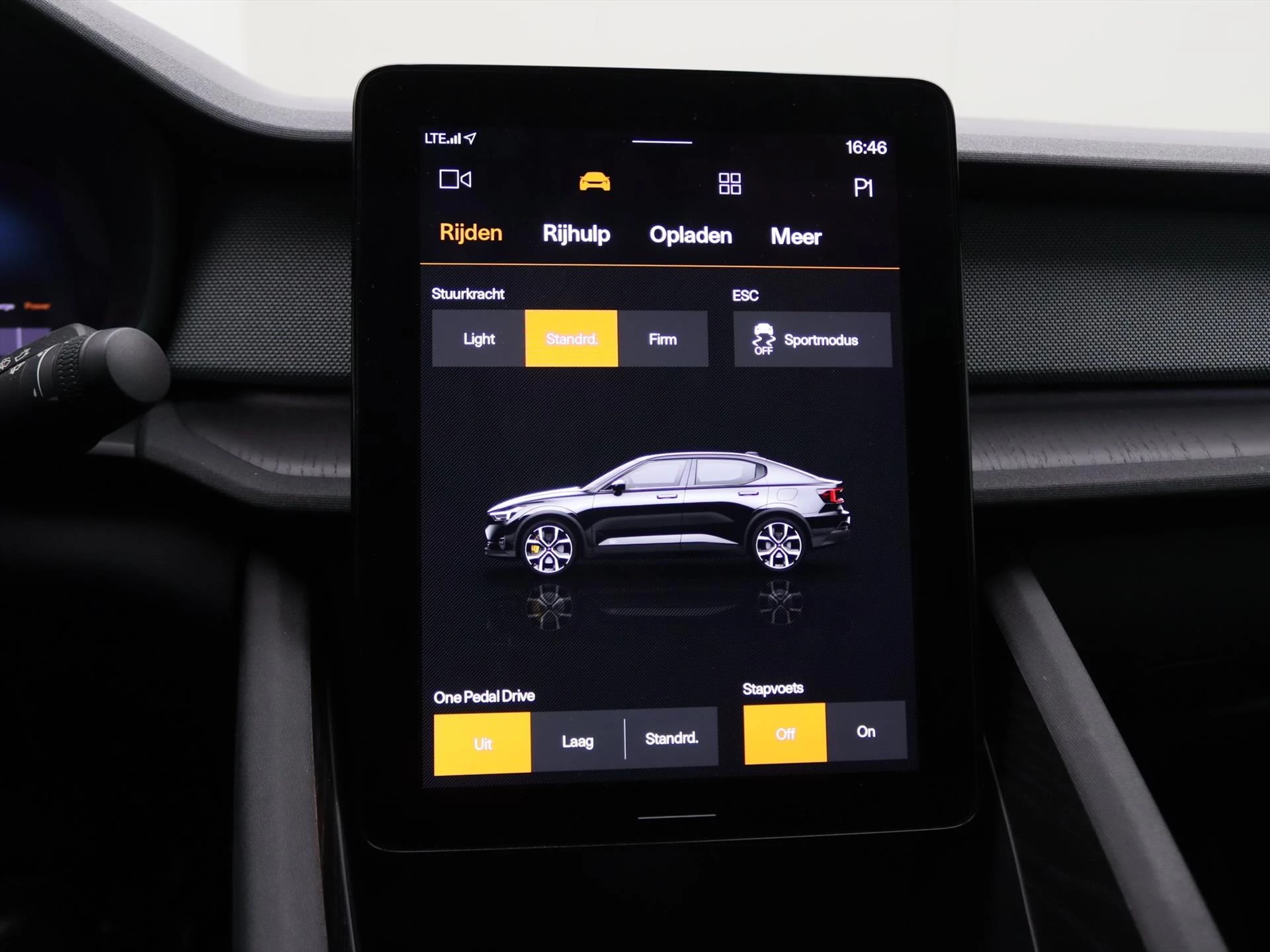 Hoofdafbeelding Polestar 2