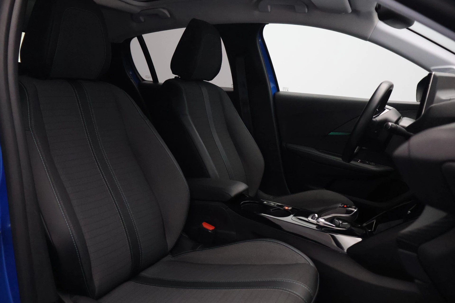 Hoofdafbeelding Peugeot e-208