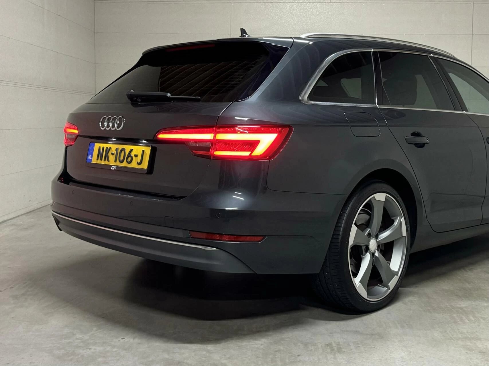 Hoofdafbeelding Audi A4