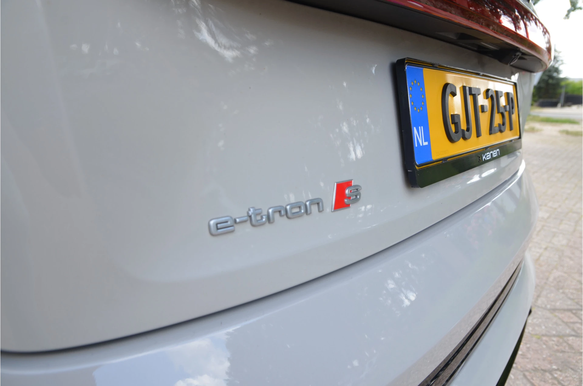 Hoofdafbeelding Audi e-tron