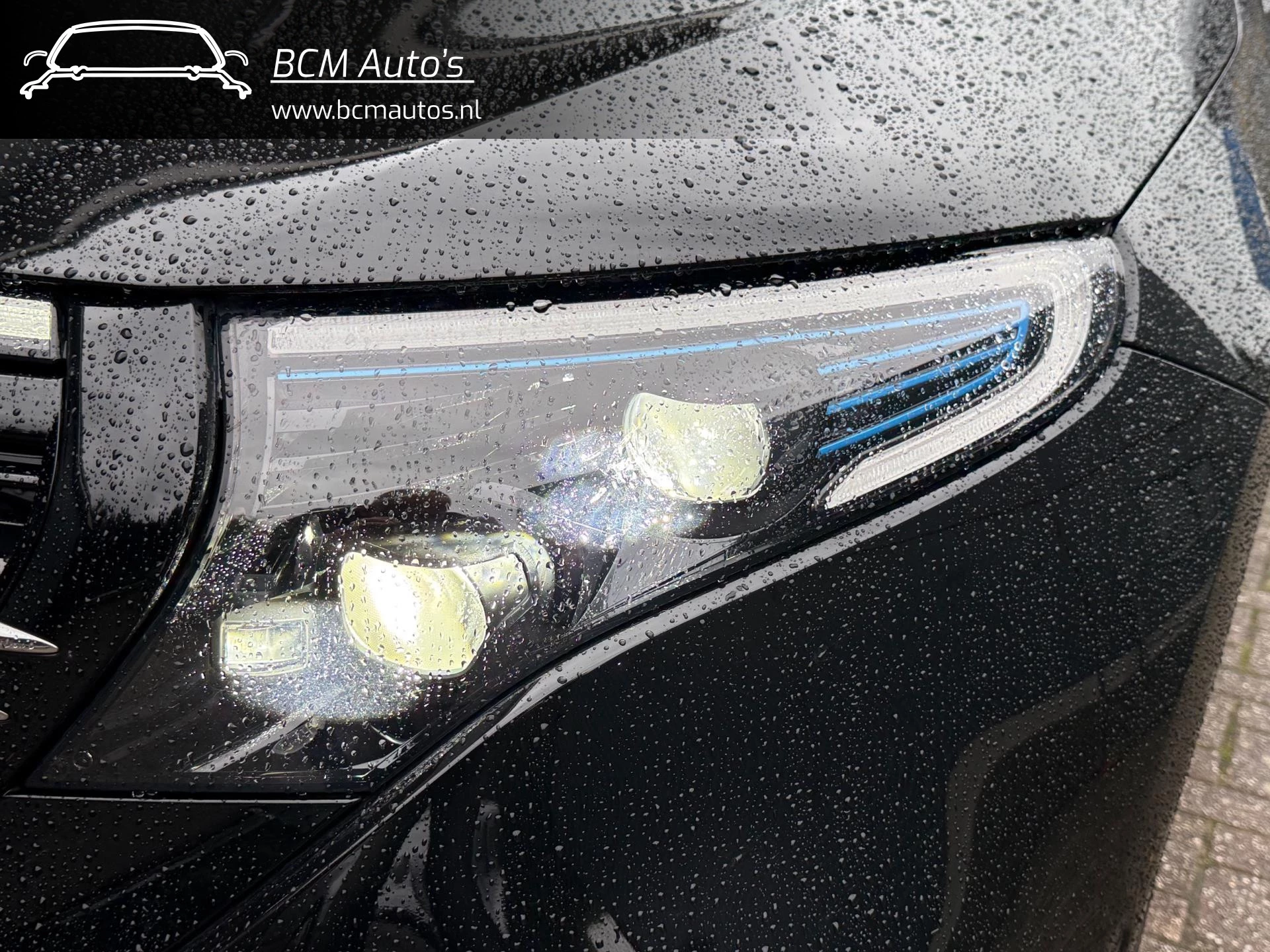 Hoofdafbeelding Mercedes-Benz EQC