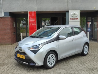 Toyota Aygo 1.0 VVT-i X-PLAY AUTOMAAT AIRCO APPLE/ANDROID CAMERA EL-RAMEN/SPIEGELS NL-AUTO 1E-EIG