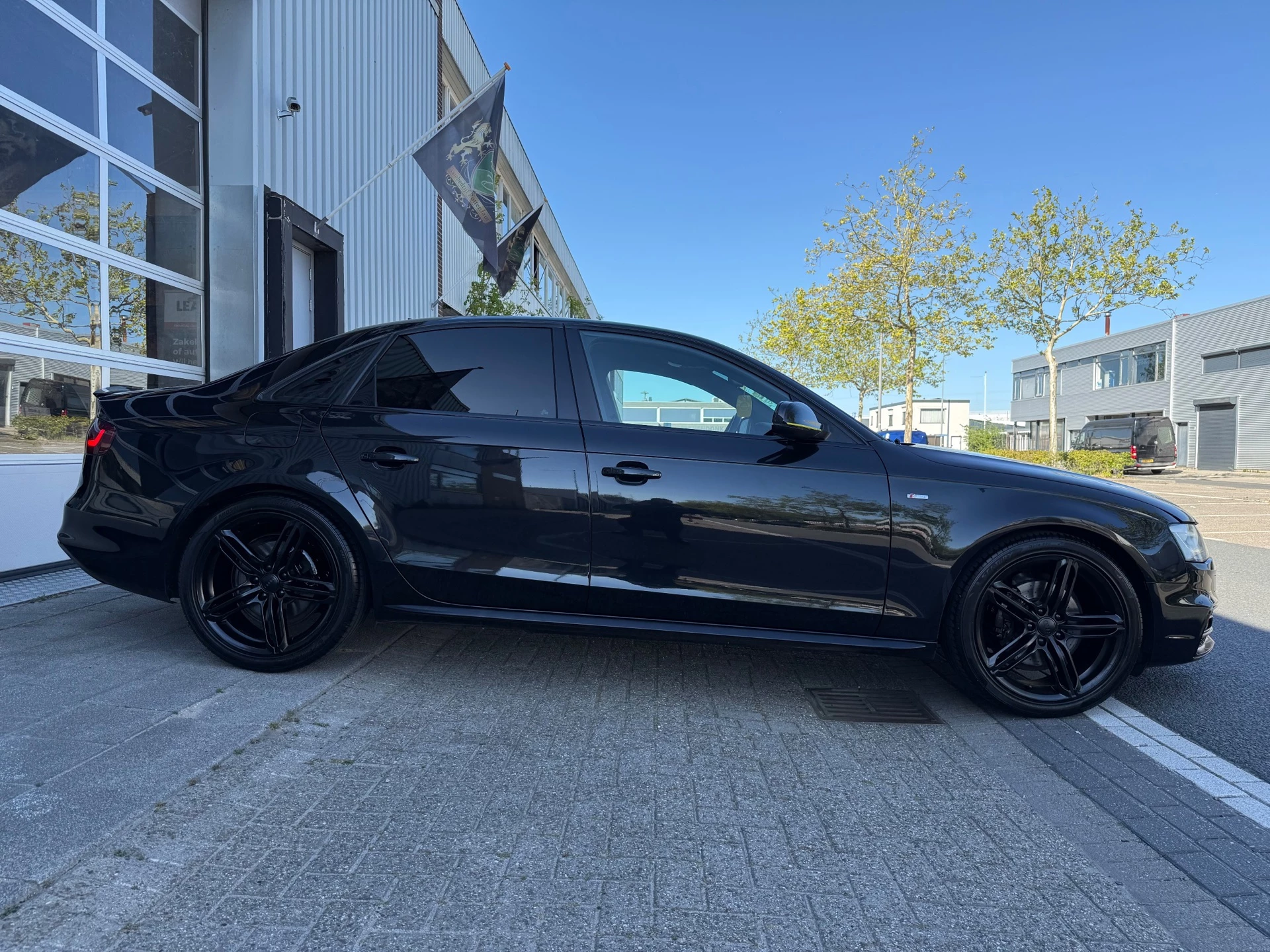 Hoofdafbeelding Audi A4