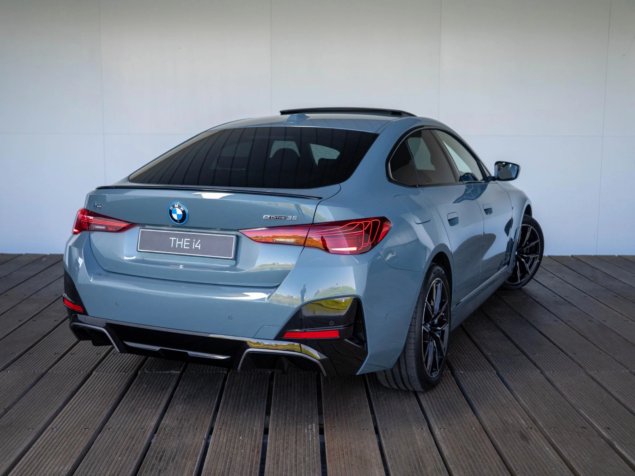 Hoofdafbeelding BMW i4