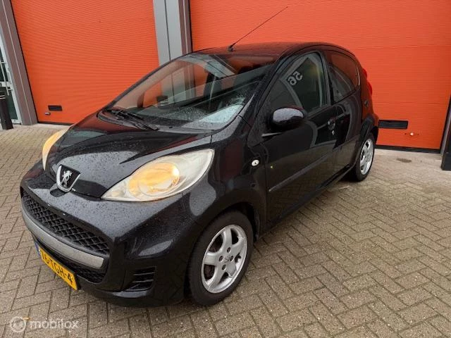 Hoofdafbeelding Peugeot 107