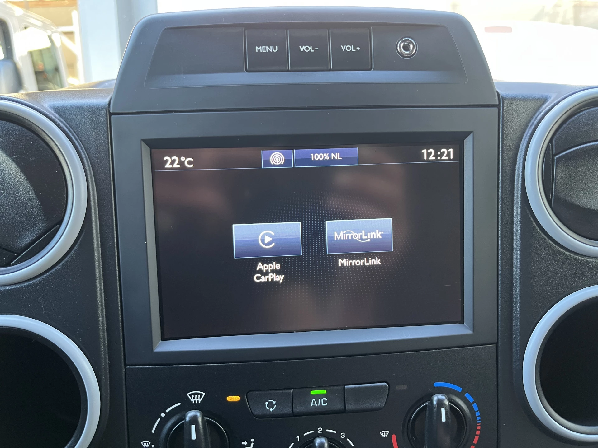 Hoofdafbeelding Peugeot Partner