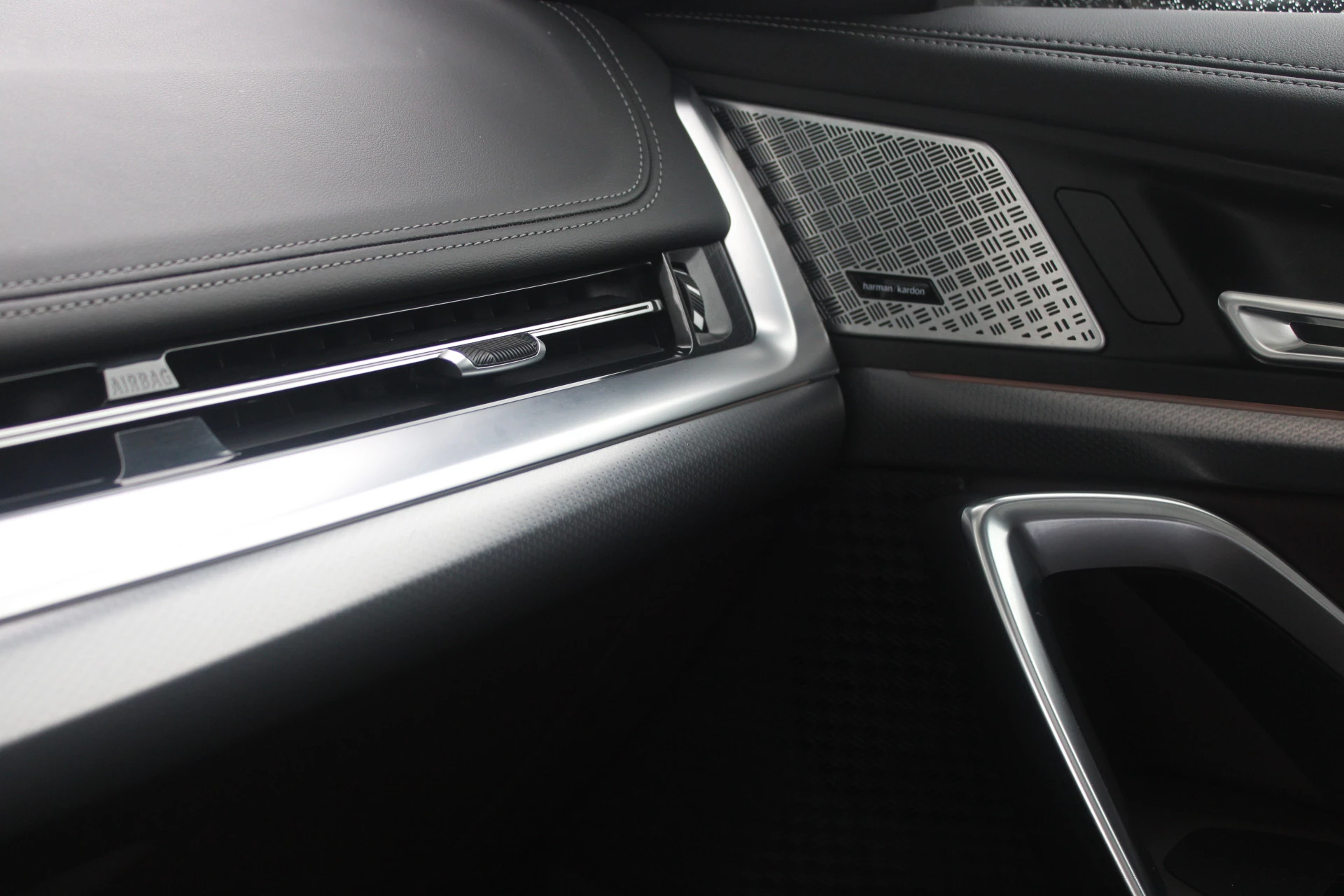 Hoofdafbeelding BMW iX1