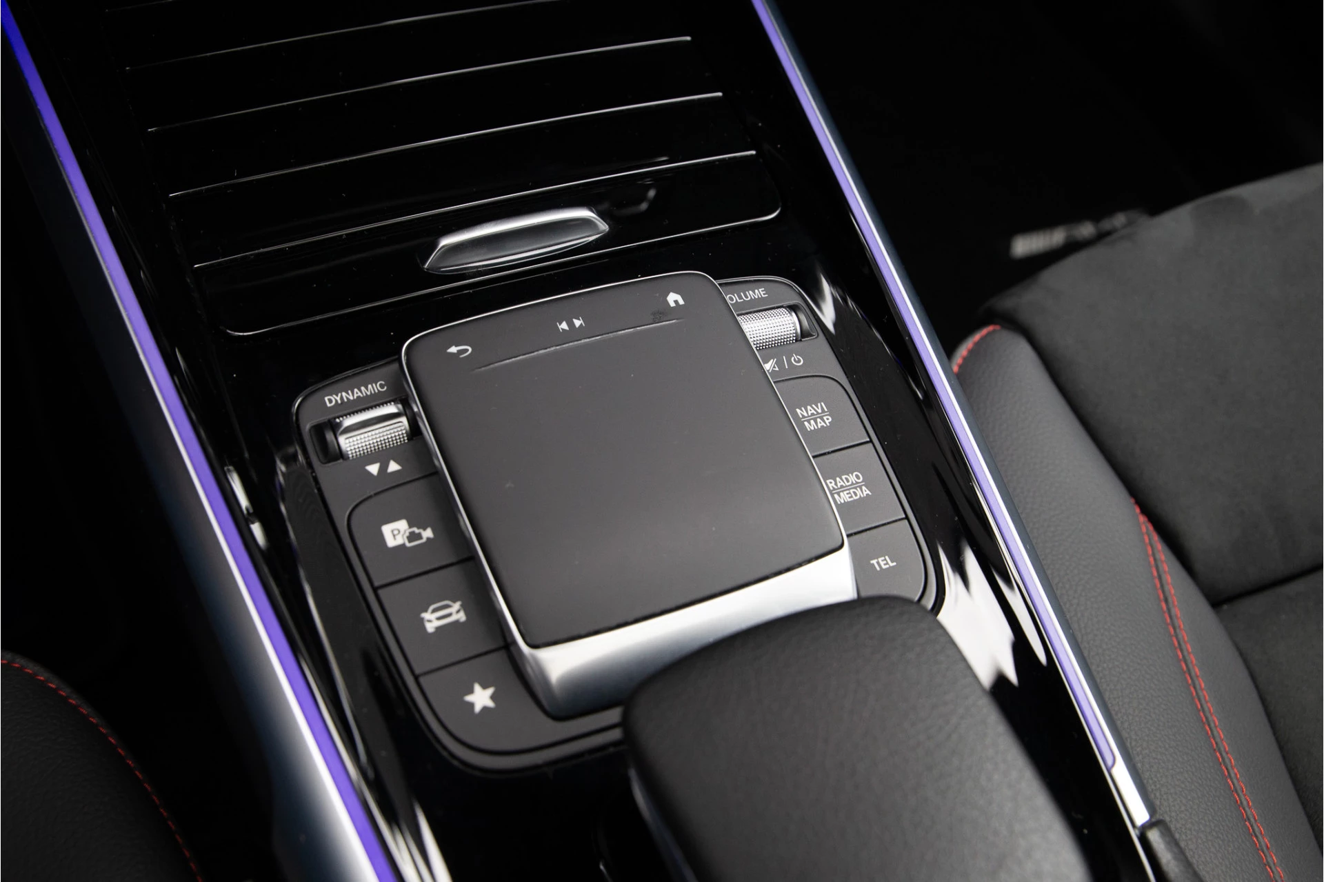 Hoofdafbeelding Mercedes-Benz EQB