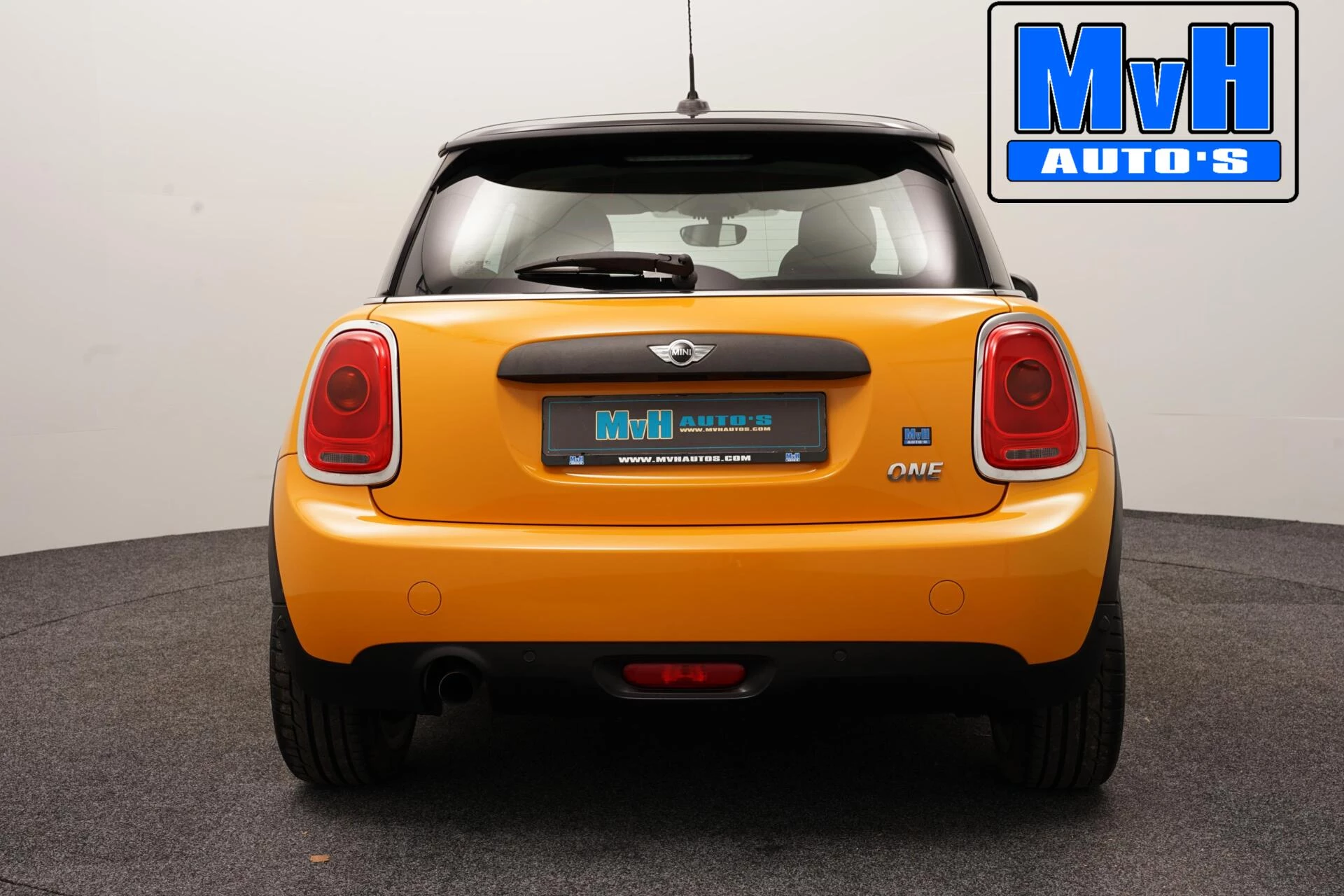 Hoofdafbeelding MINI One