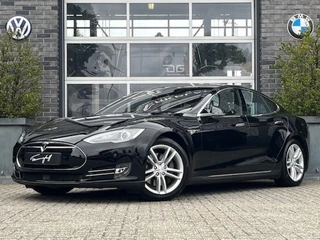Tesla Model S 85 FREE SUPERCHARGING - AUTO PILOT