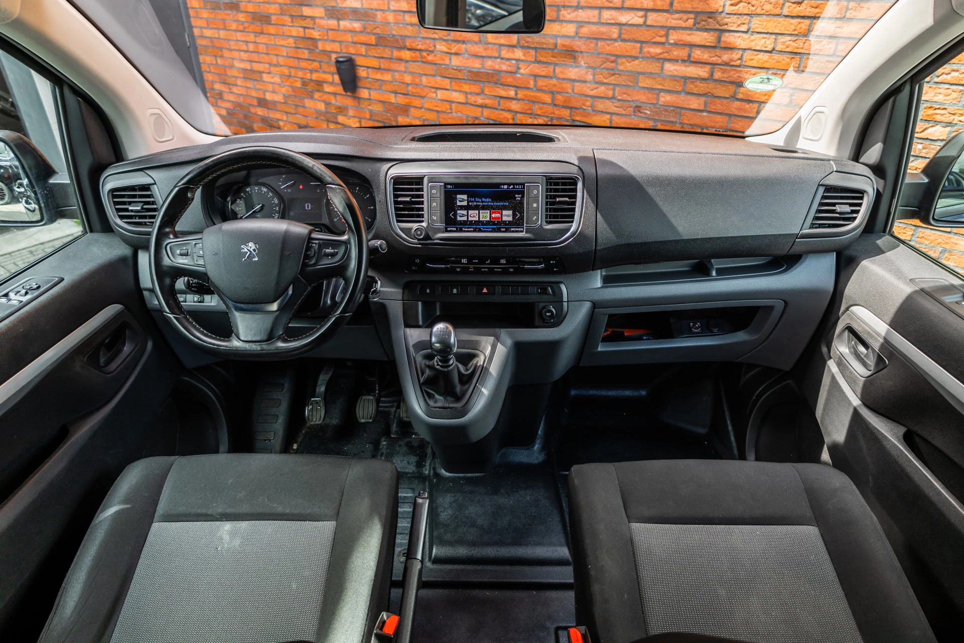 Hoofdafbeelding Peugeot Expert