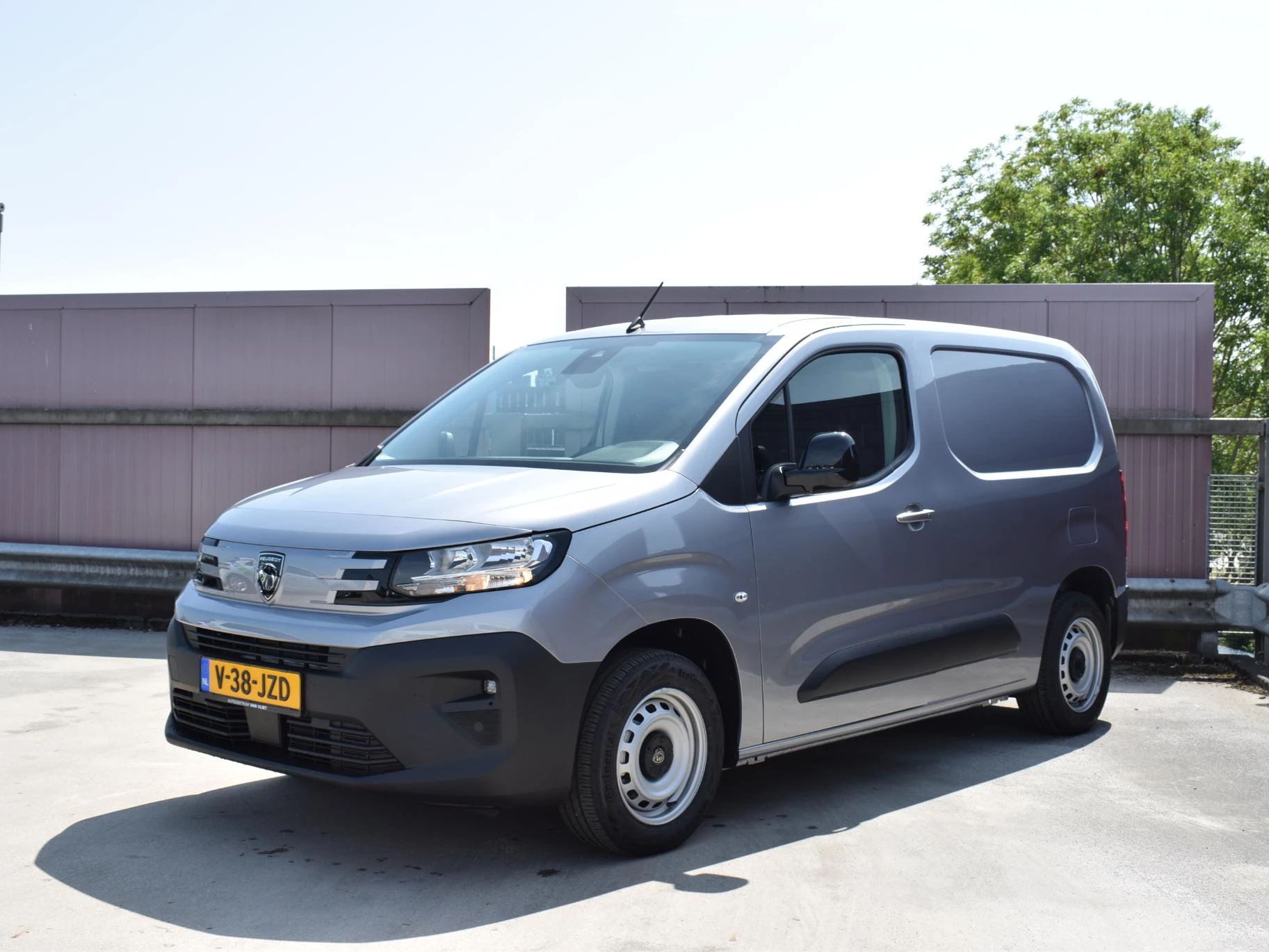 Hoofdafbeelding Peugeot Partner