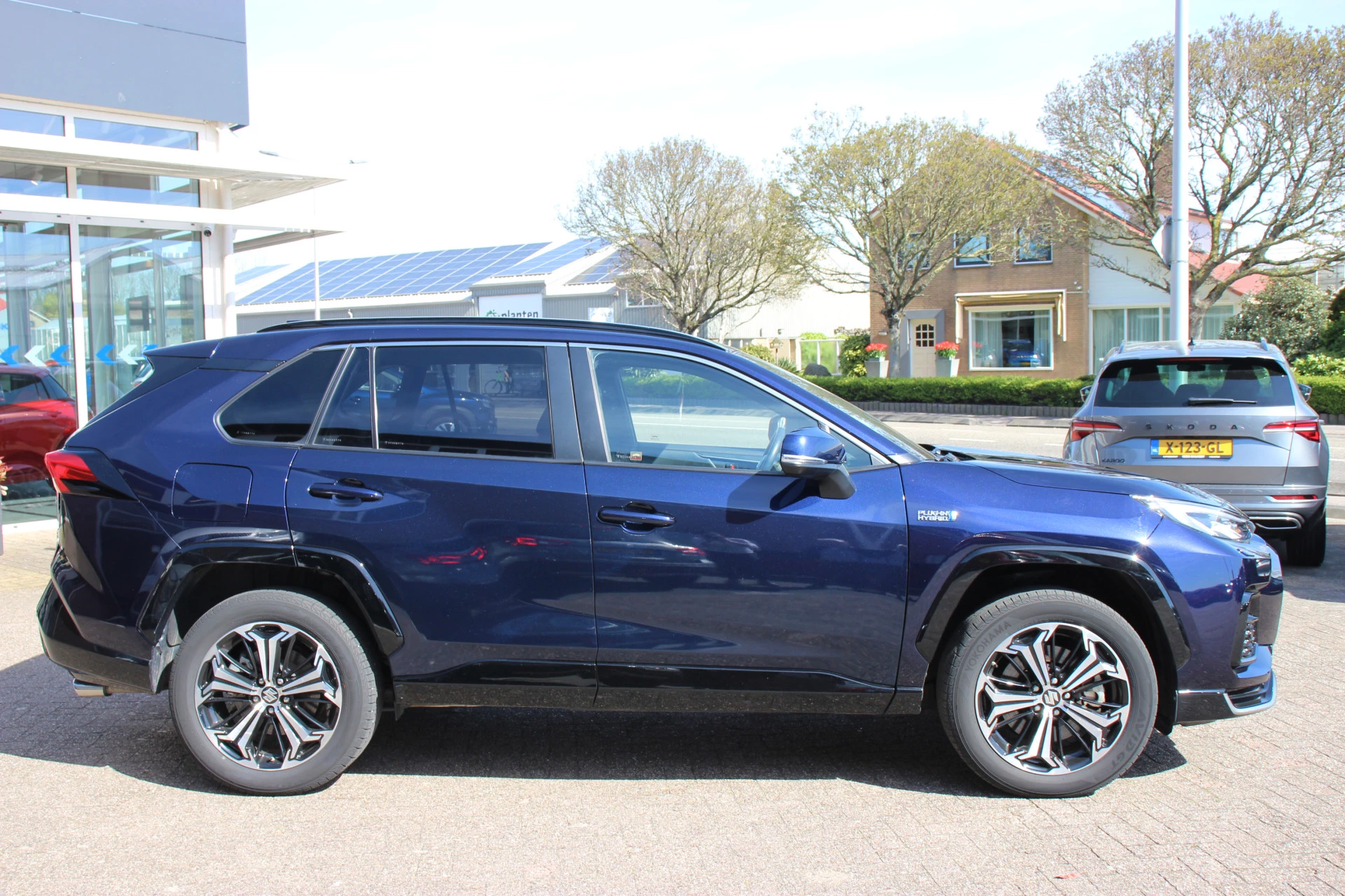 Hoofdafbeelding Suzuki Across