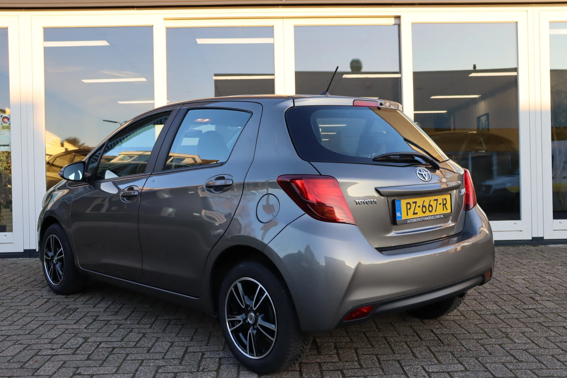 Hoofdafbeelding Toyota Yaris