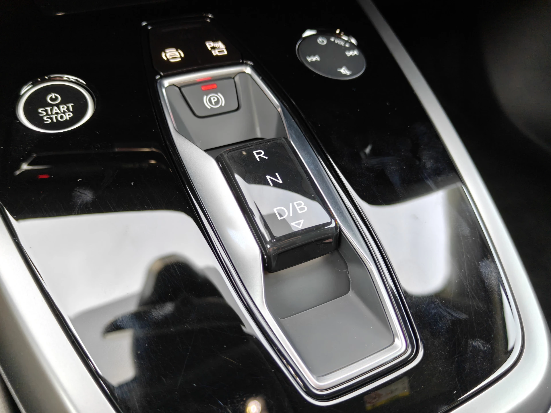 Hoofdafbeelding Audi Q4 e-tron