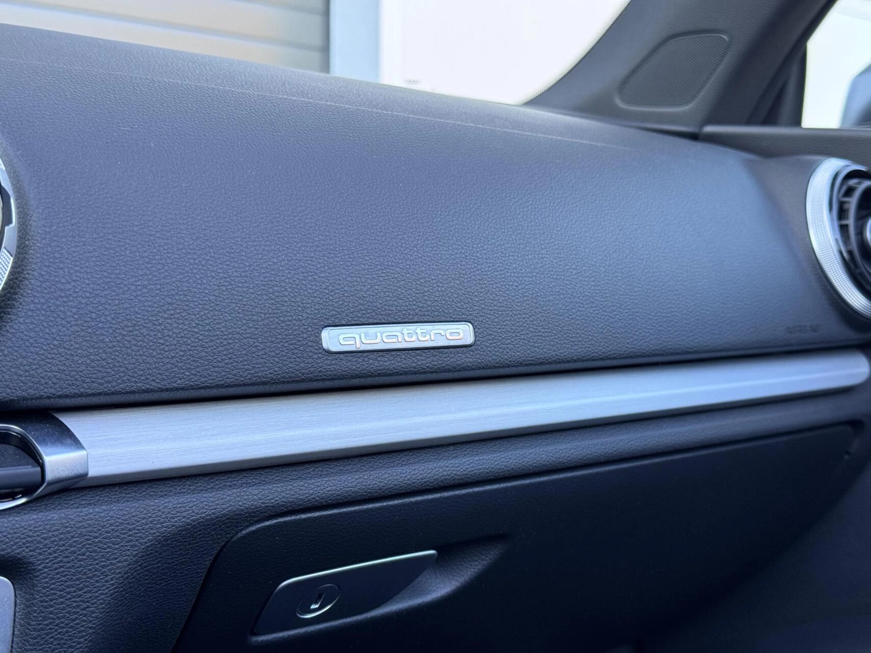 Hoofdafbeelding Audi S3