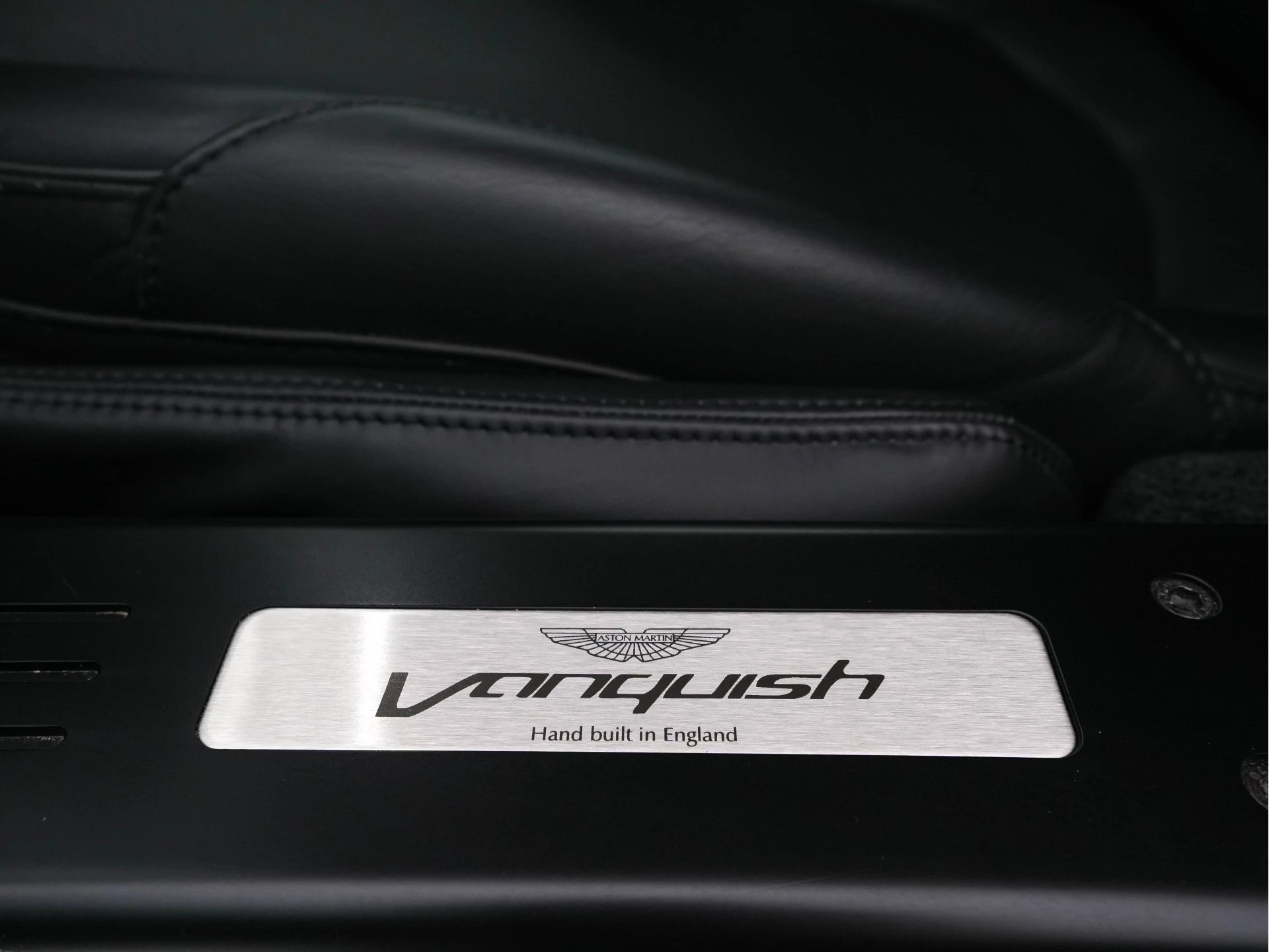 Hoofdafbeelding Aston Martin V12 Vanquish