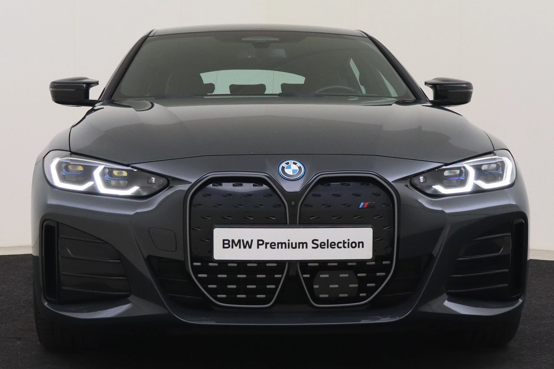 Hoofdafbeelding BMW i4