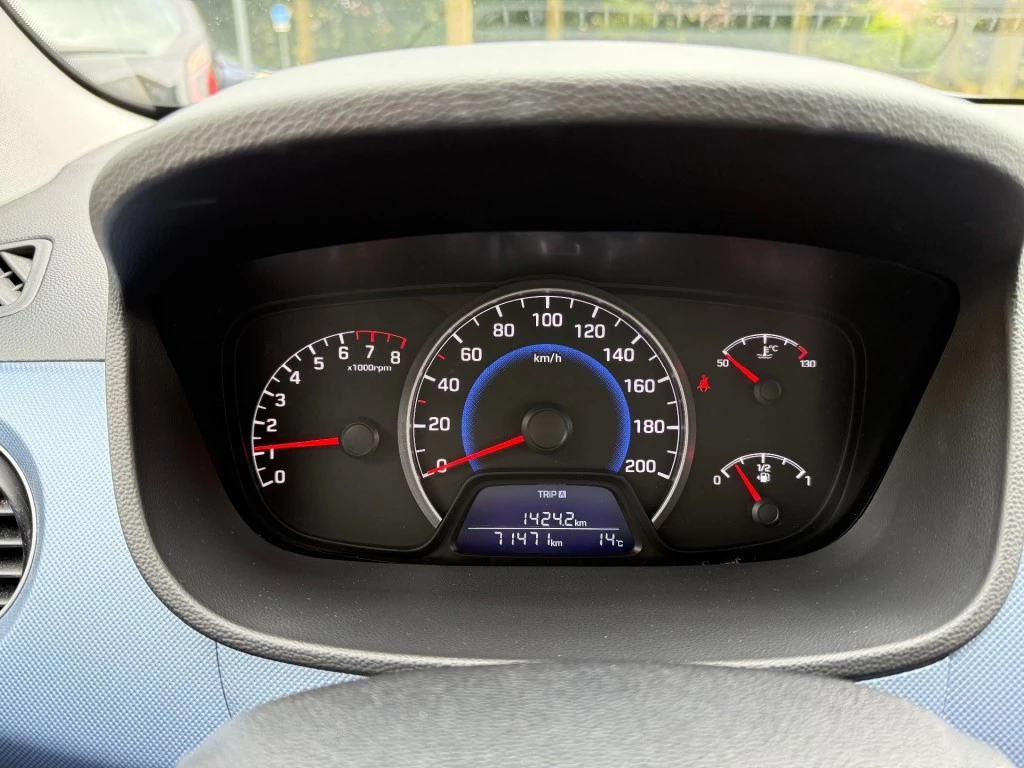 Hoofdafbeelding Hyundai i10