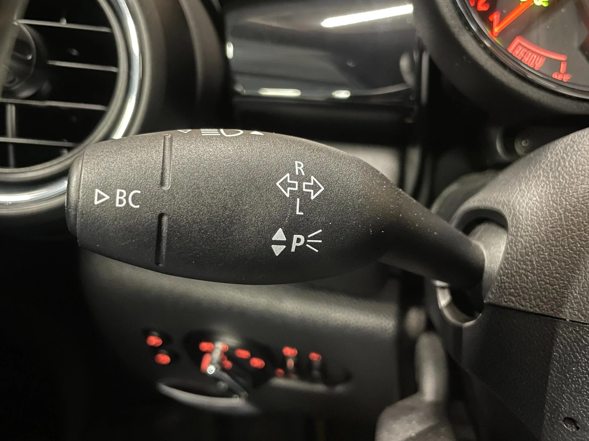 Hoofdafbeelding MINI One