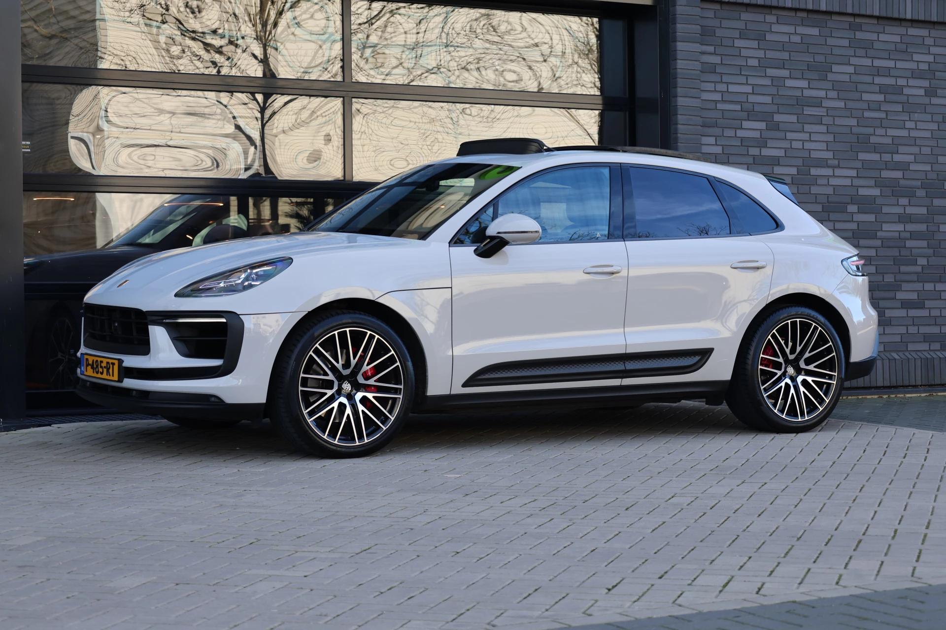 Hoofdafbeelding Porsche Macan