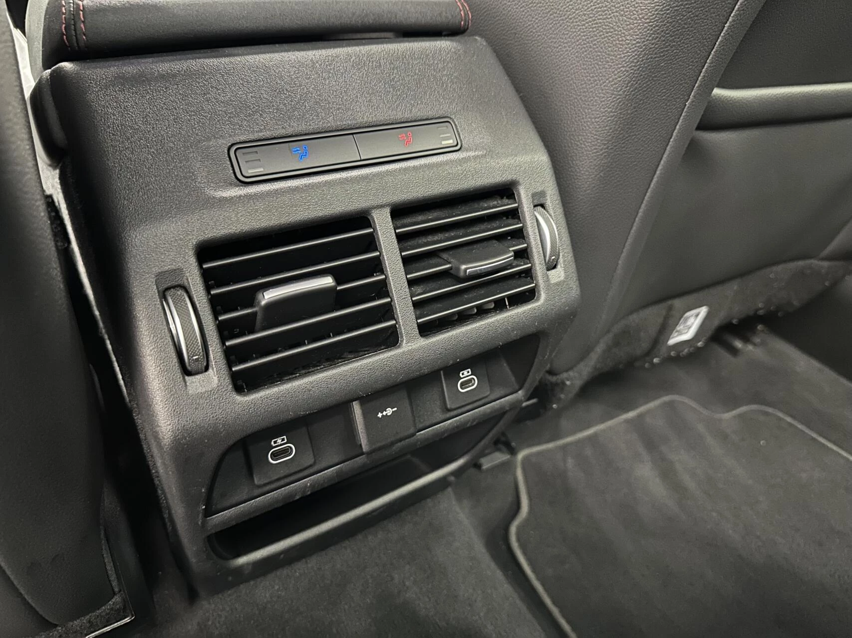 Hoofdafbeelding Land Rover Discovery Sport