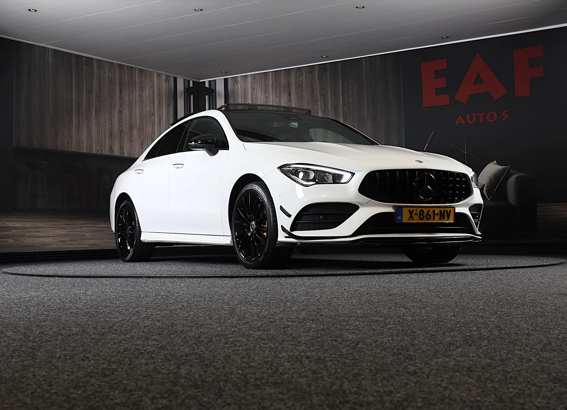 Hoofdafbeelding Mercedes-Benz CLA
