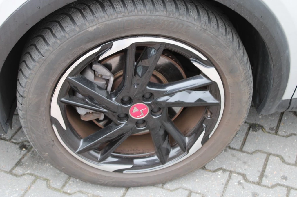 Hoofdafbeelding DS DS 7