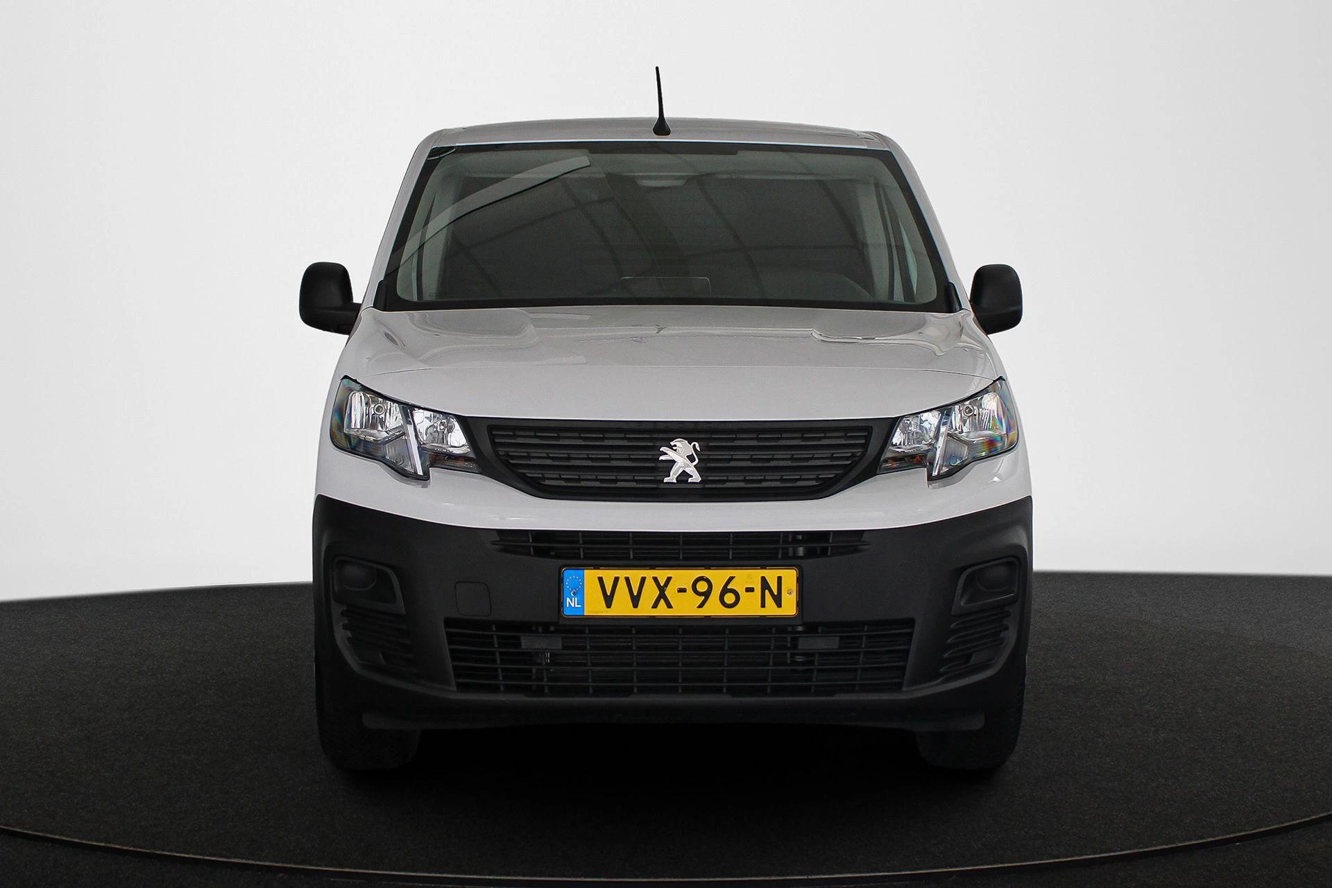 Hoofdafbeelding Peugeot e-Partner