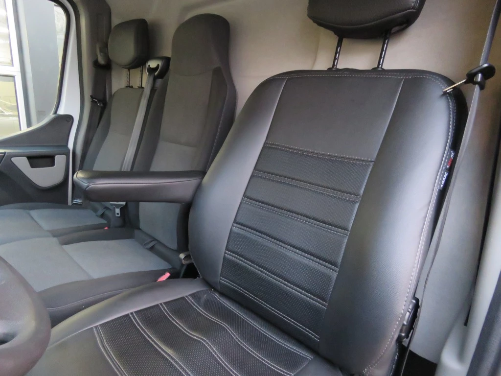 Hoofdafbeelding Nissan NV400