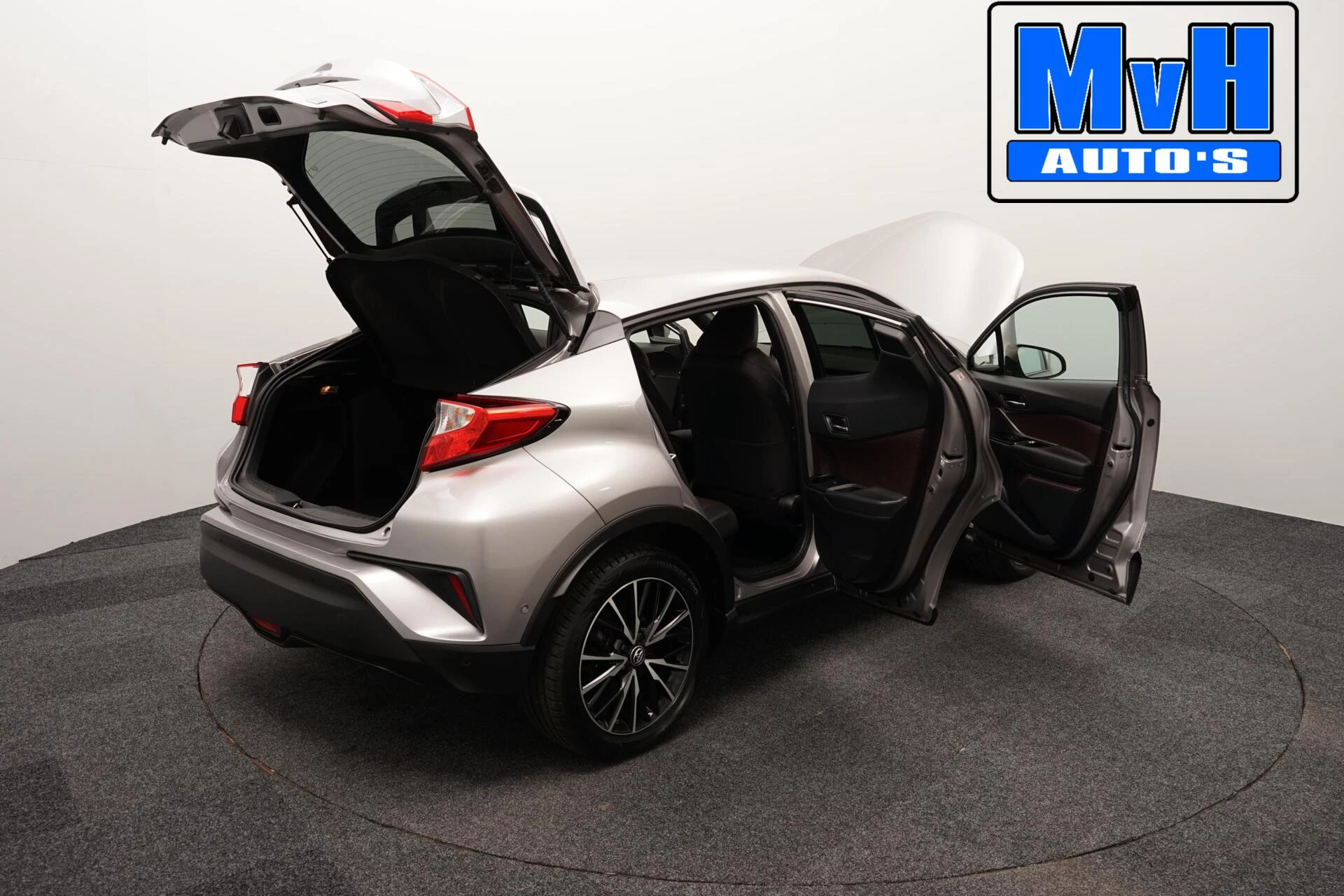 Hoofdafbeelding Toyota C-HR