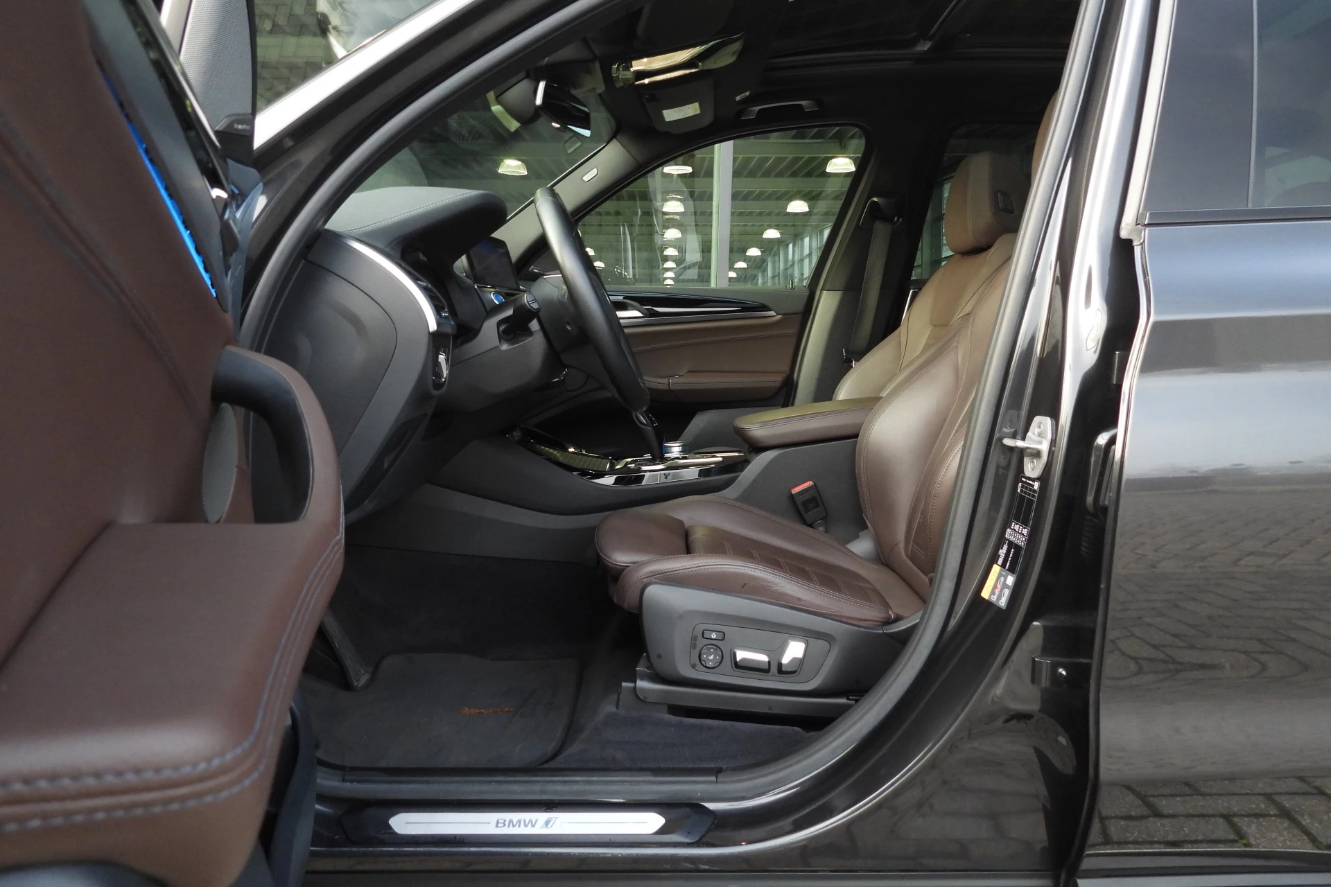 Hoofdafbeelding BMW iX3