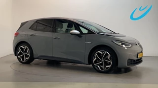Volkswagen ID.3 First Plus 58 kWh LED Camera Stoelverwarming Navigatie