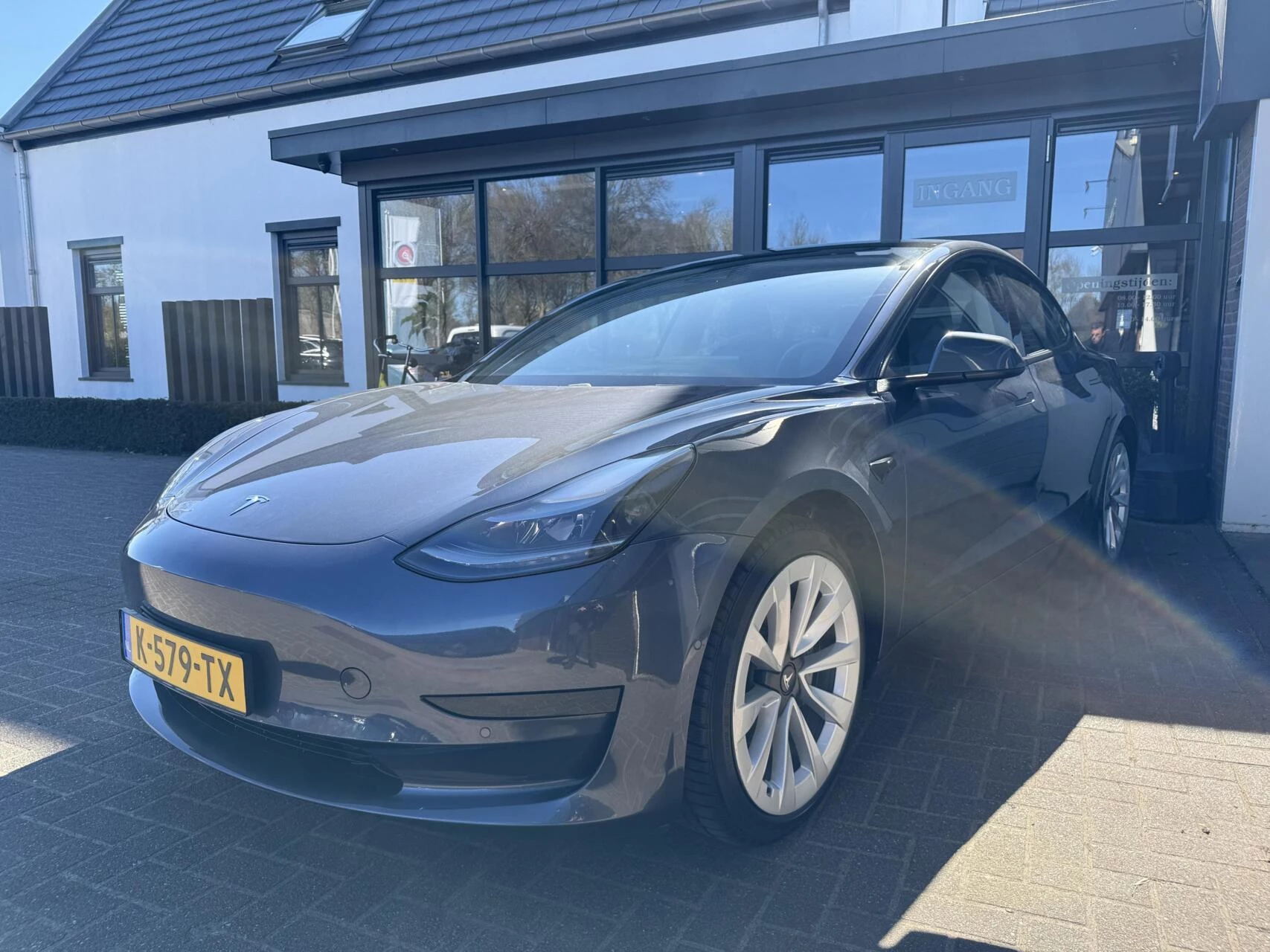 Hoofdafbeelding Tesla Model 3