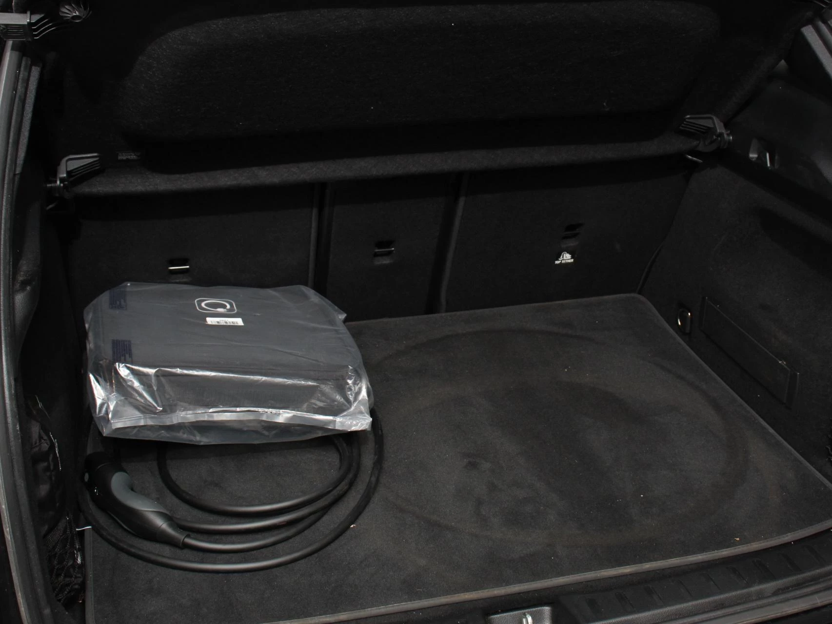 Hoofdafbeelding Mercedes-Benz EQA