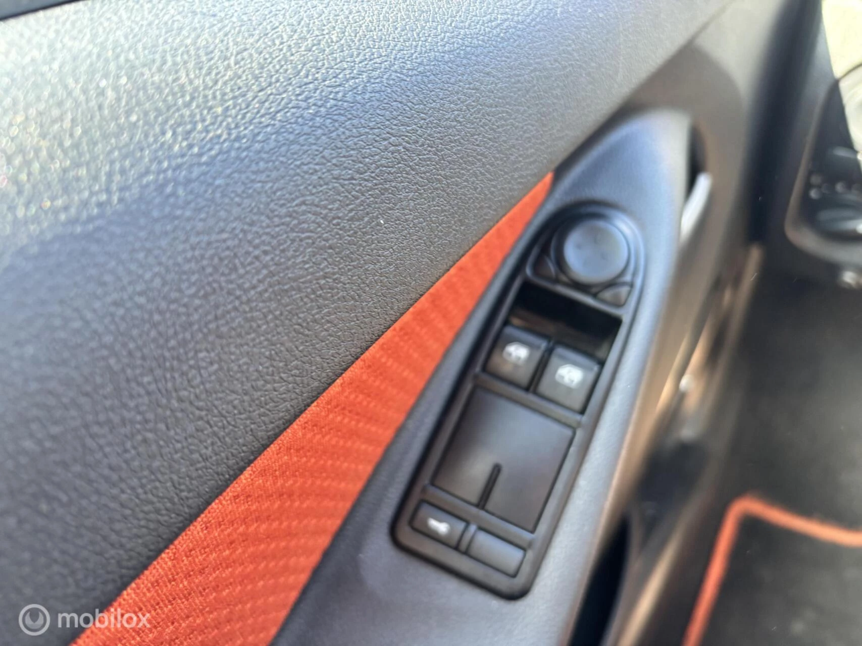 Hoofdafbeelding Lada Kalina