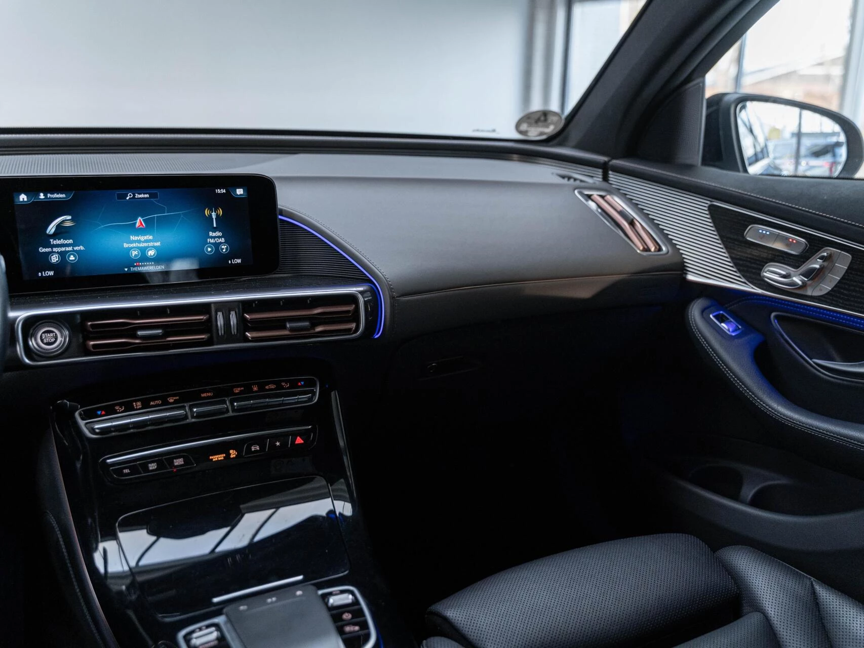 Hoofdafbeelding Mercedes-Benz EQC