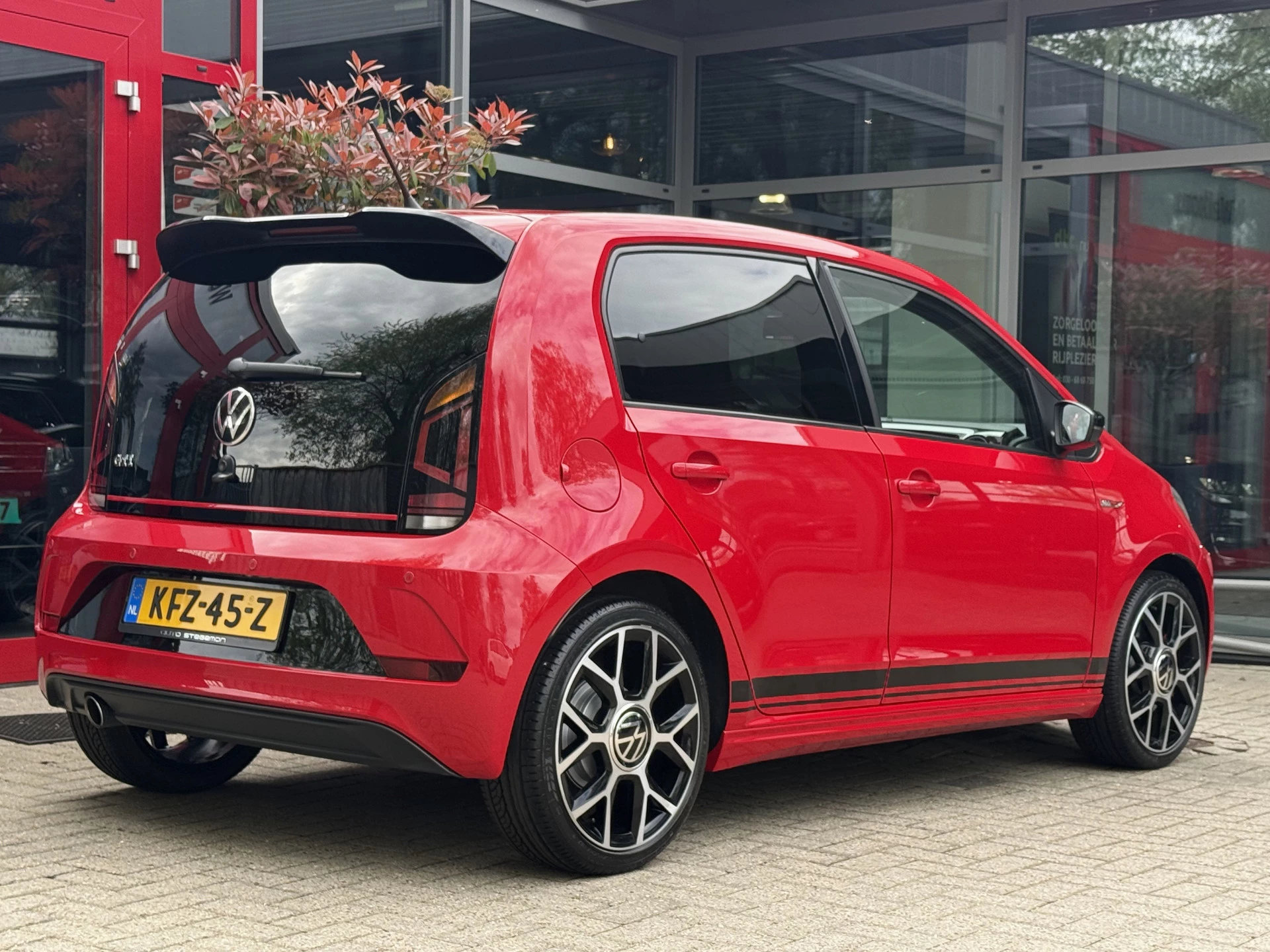 Hoofdafbeelding Volkswagen up!