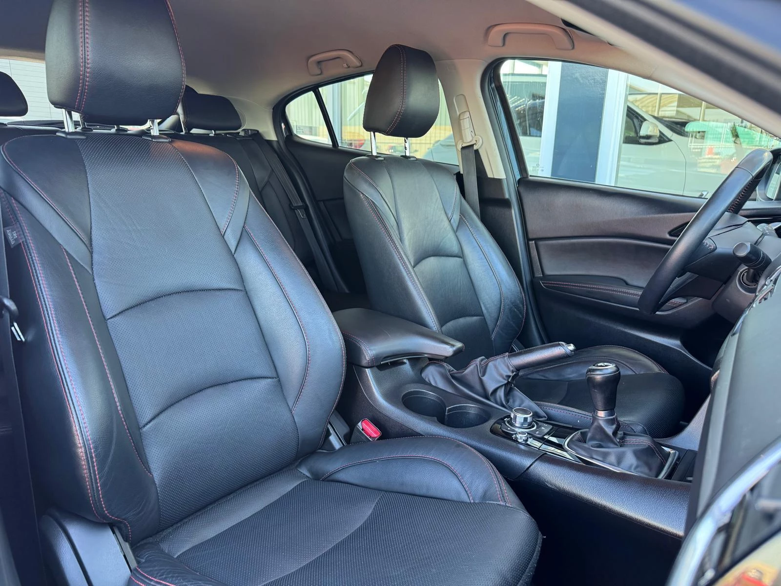 Hoofdafbeelding Mazda 3
