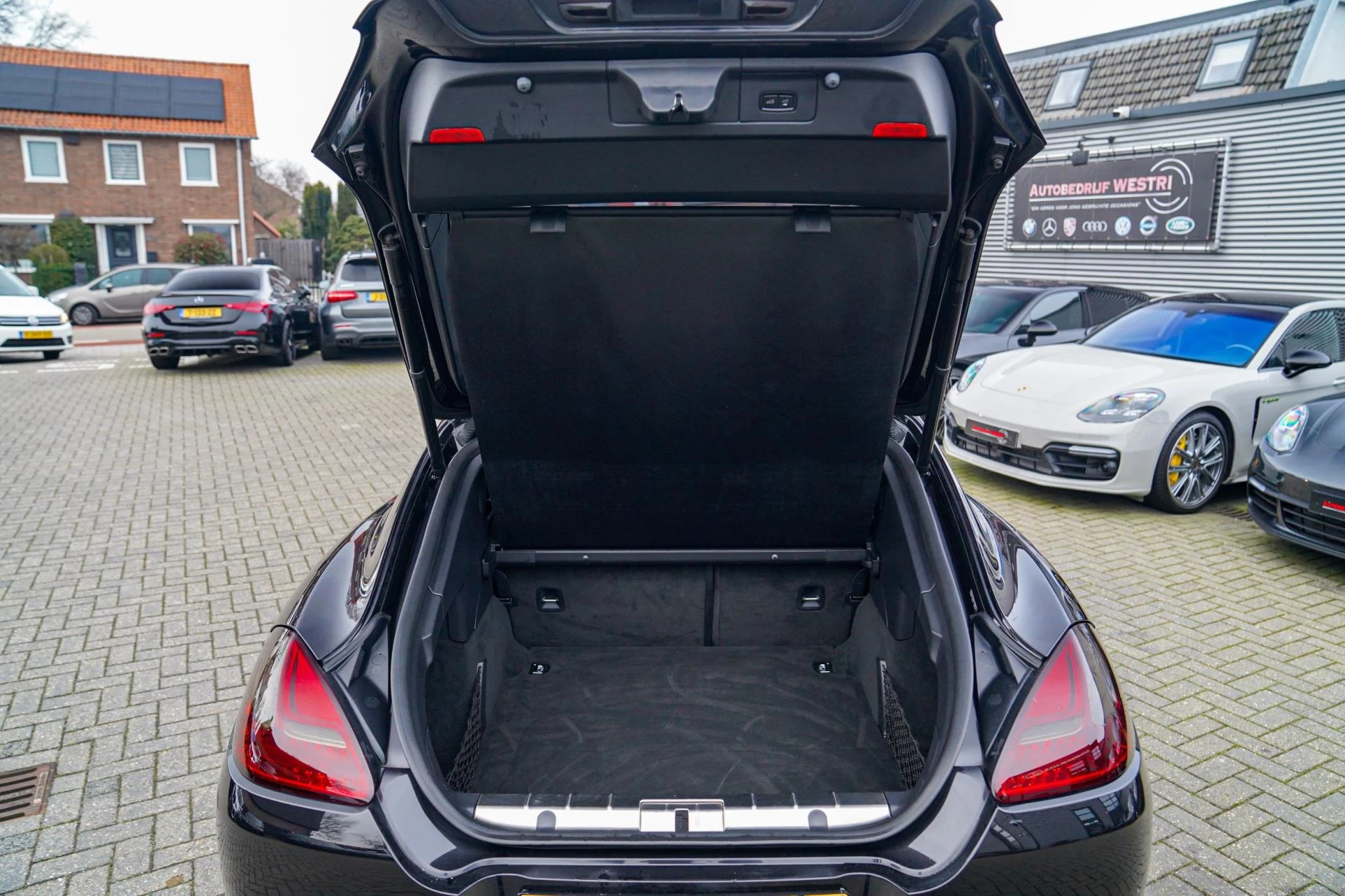 Hoofdafbeelding Porsche Panamera