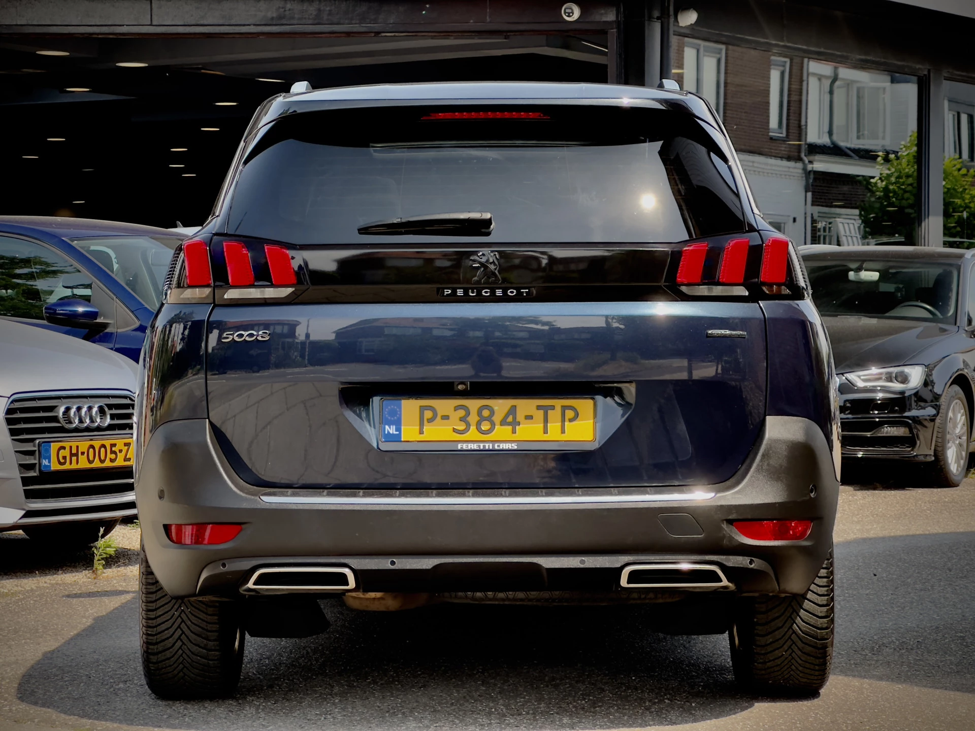 Hoofdafbeelding Peugeot 5008