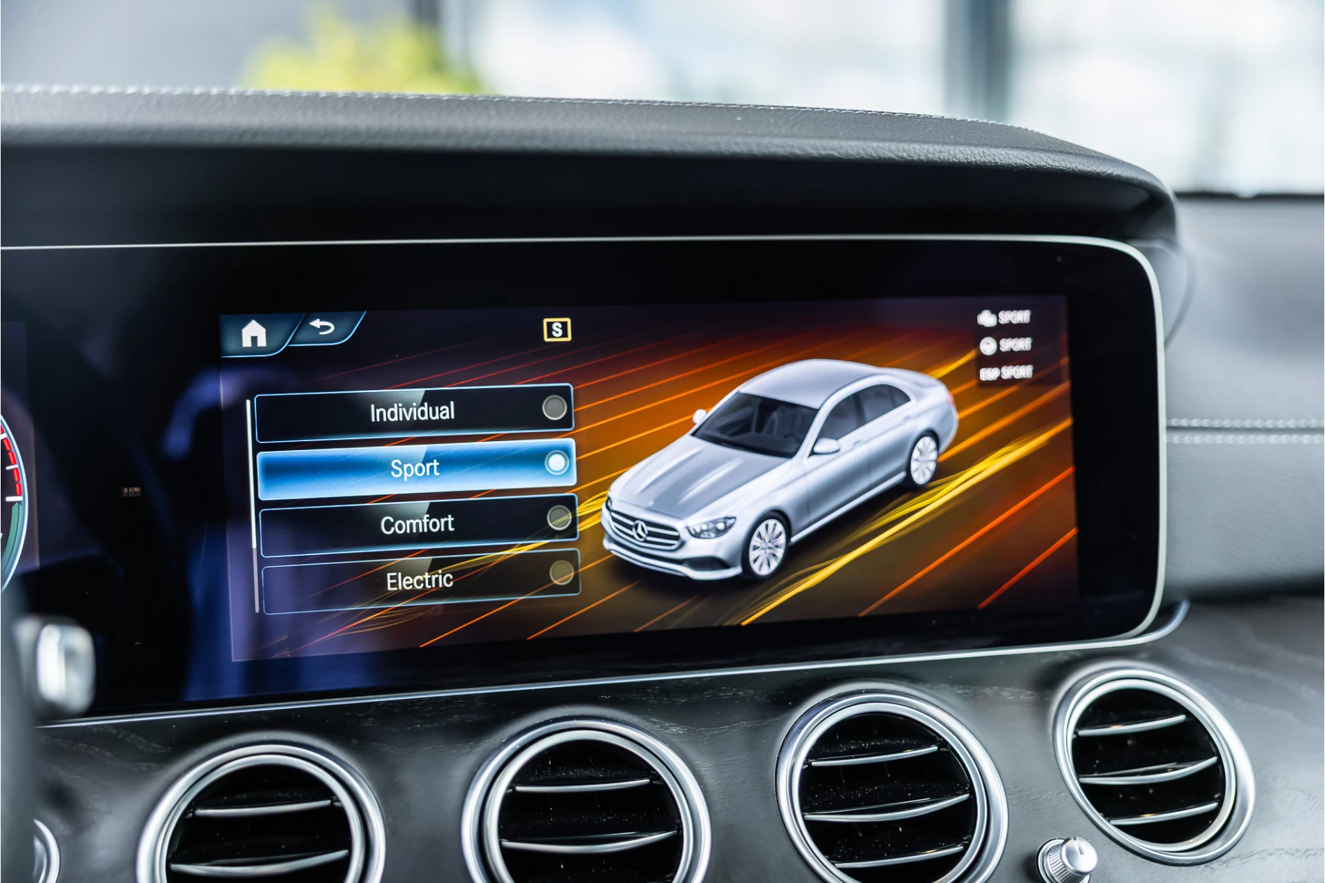 Hoofdafbeelding Mercedes-Benz E-Klasse