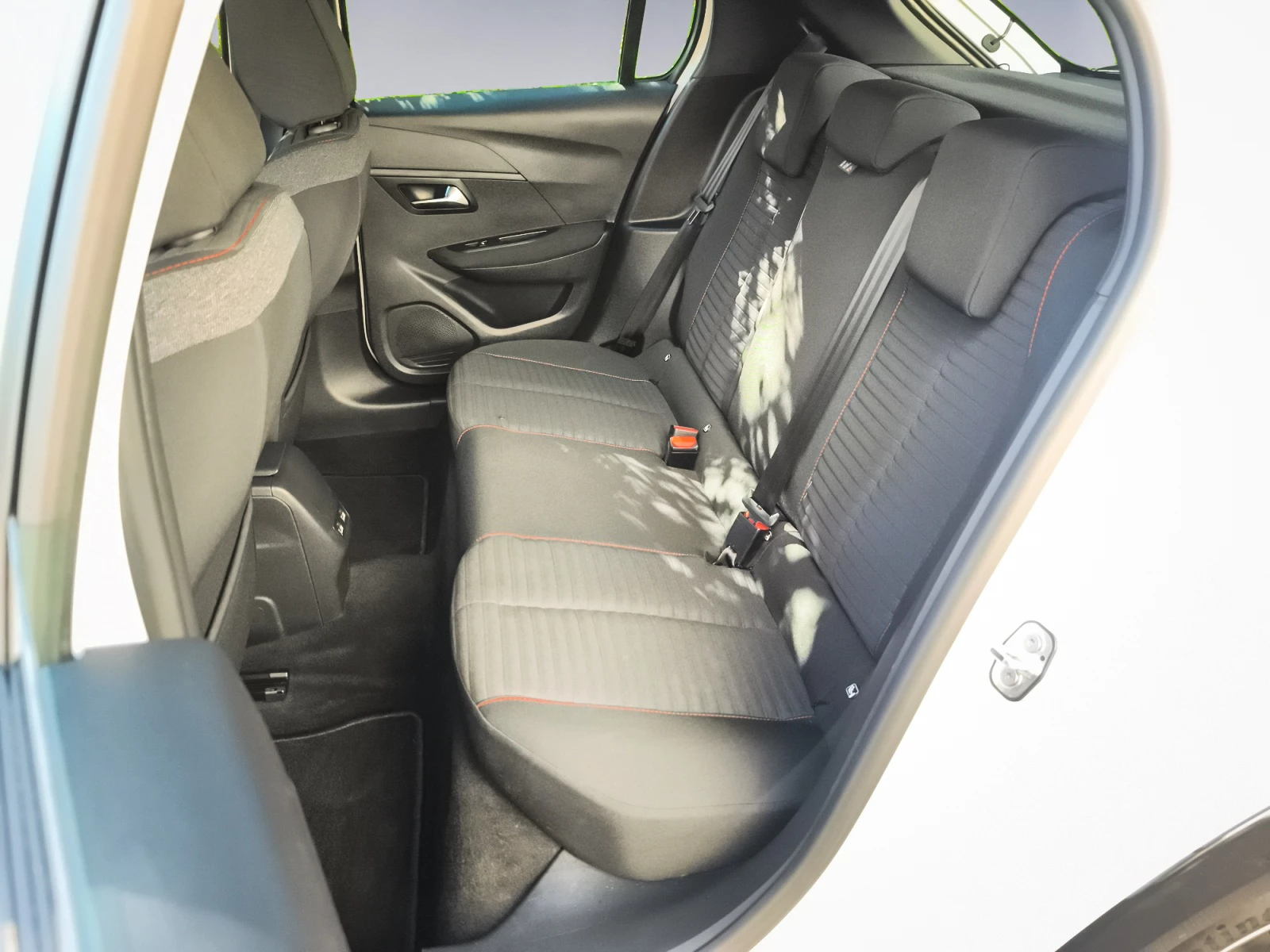 Hoofdafbeelding Peugeot e-208