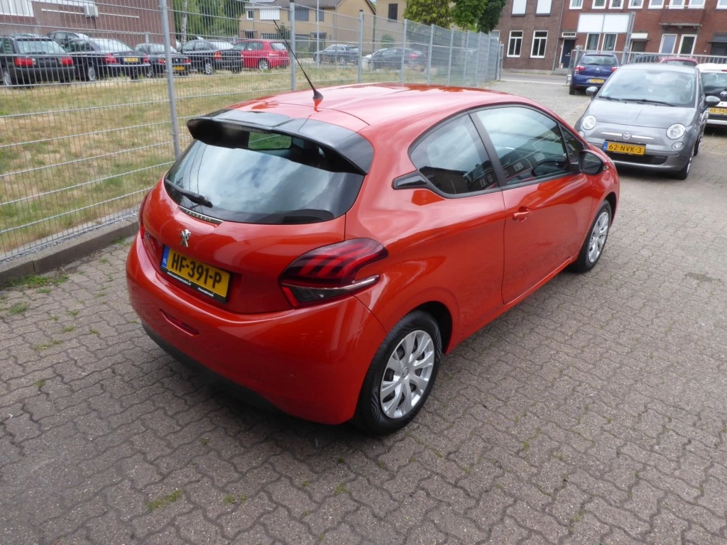 Hoofdafbeelding Peugeot 208